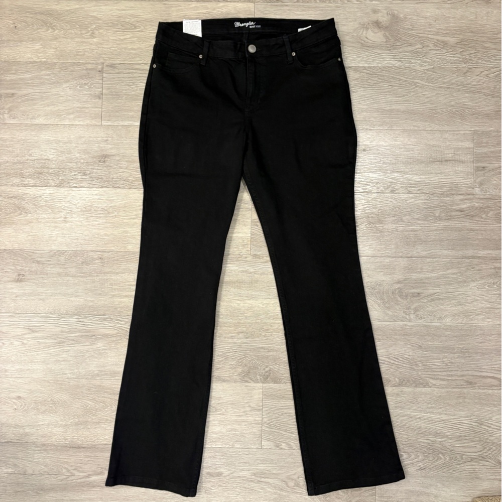 Men’s Wrangler Black Boot Cut Jeans